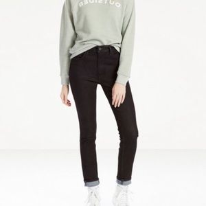 Levi’s Line 8 High Waisted Skinny Jean